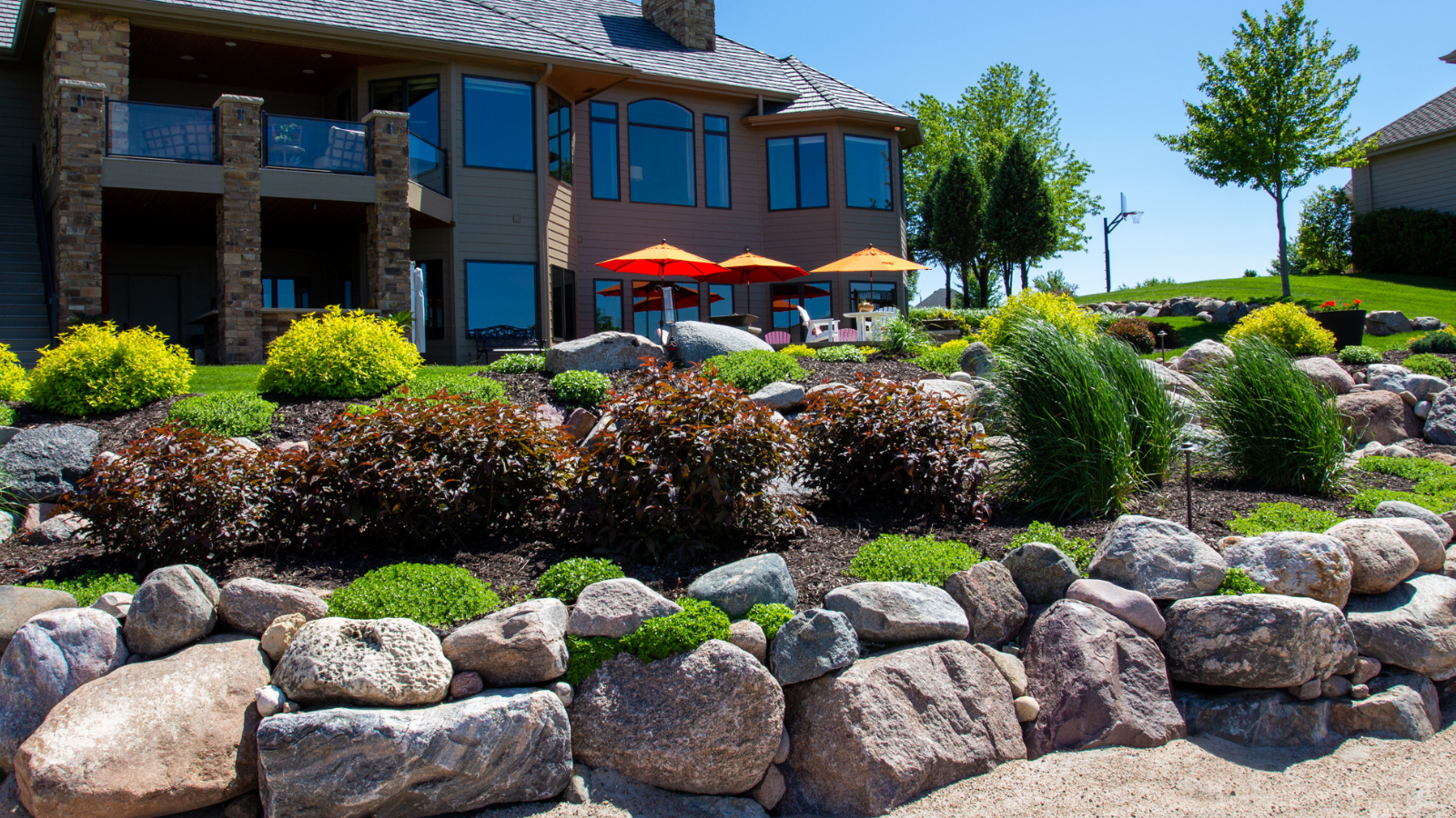 Landscaping for All Seasons: Strategies for Year-Round Beauty