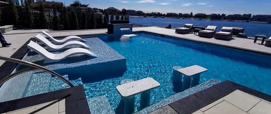 Custom groundscapes pool with view near Papillion, NE.